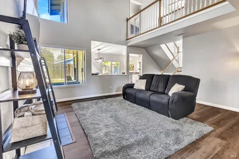 $565,000 | 127 American Way, Vacaville, CA 95687