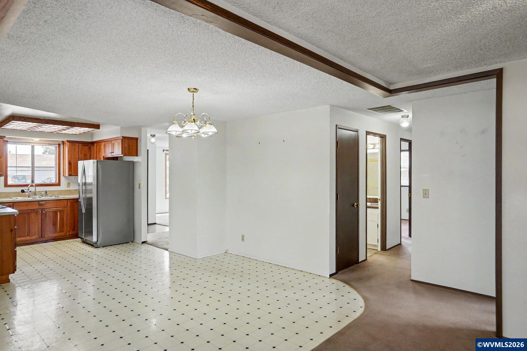 4755 Countess Court Northeast Salem, OR 97301 - Photo 10 of 34