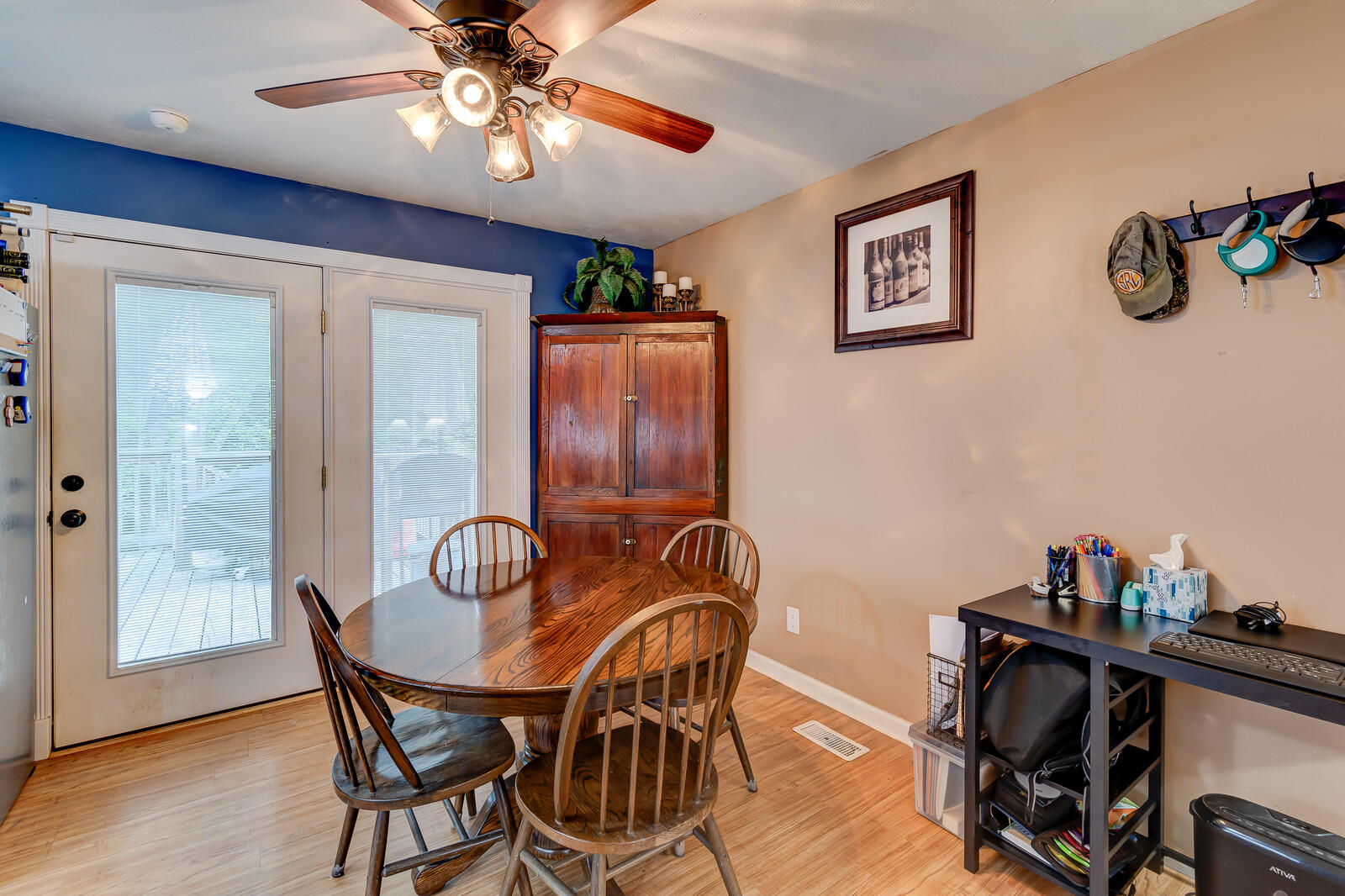 2031 Cheltenham Road Maryville, TN 37804 - Photo 7 of 24 Dinging Area