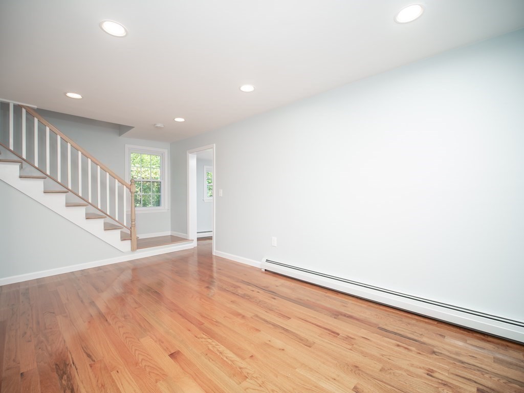 6 Braemore Road Billerica, MA 01821 - Photo 15 of 31