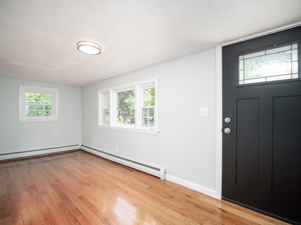 6 Braemore Road Billerica, MA 01821 - Photo 17 of 31