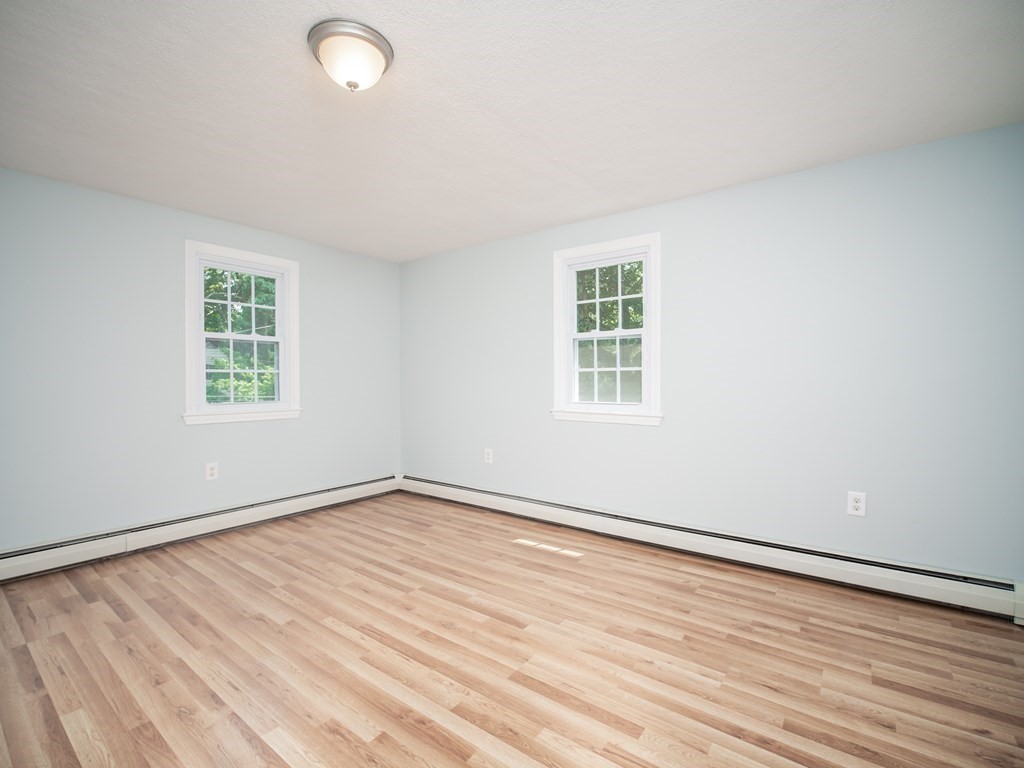 6 Braemore Road Billerica, MA 01821 - Photo 21 of 31
