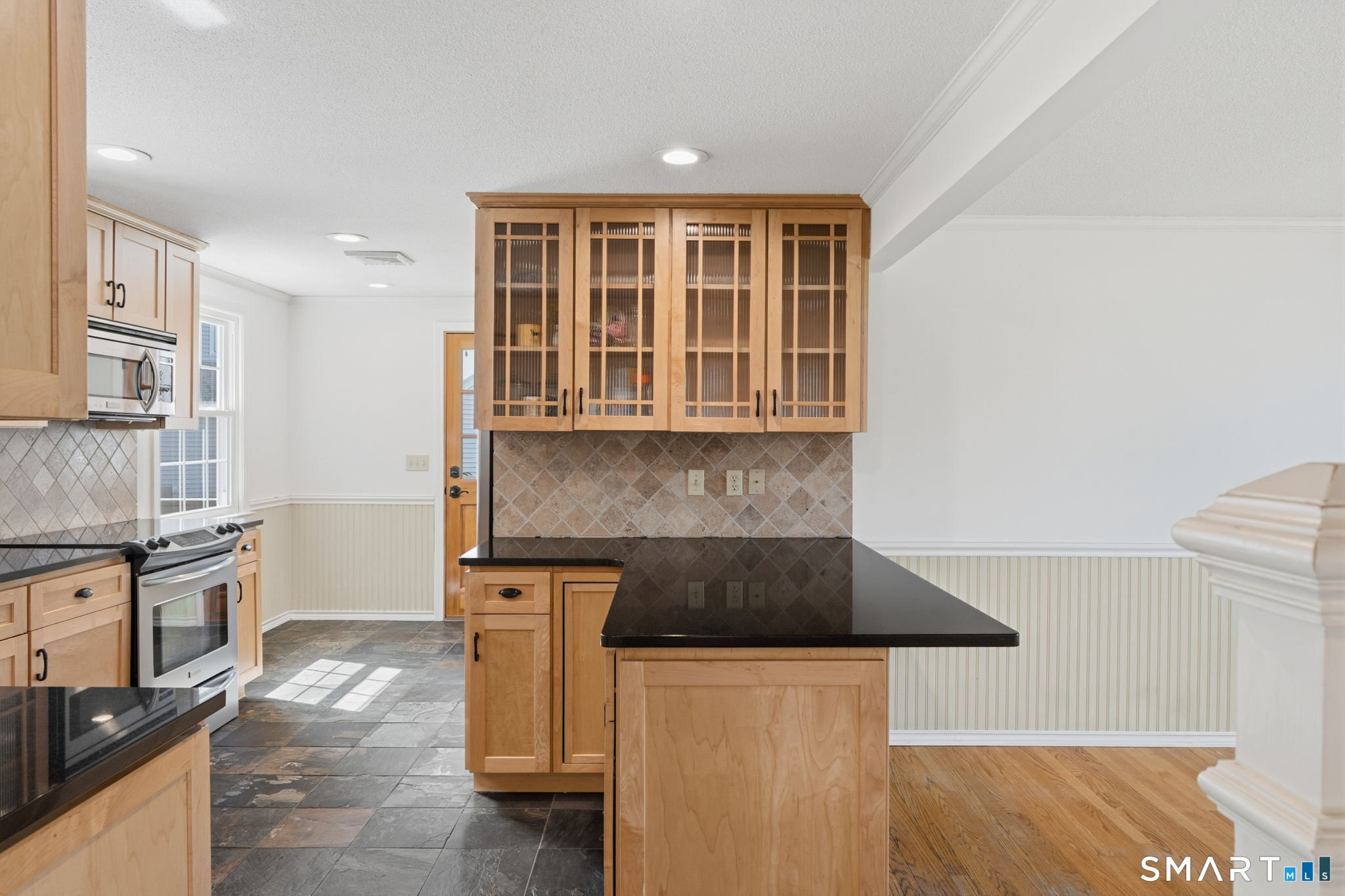 32 Meadowgate Street Wethersfield, CT 06109 - Photo 20 of 40