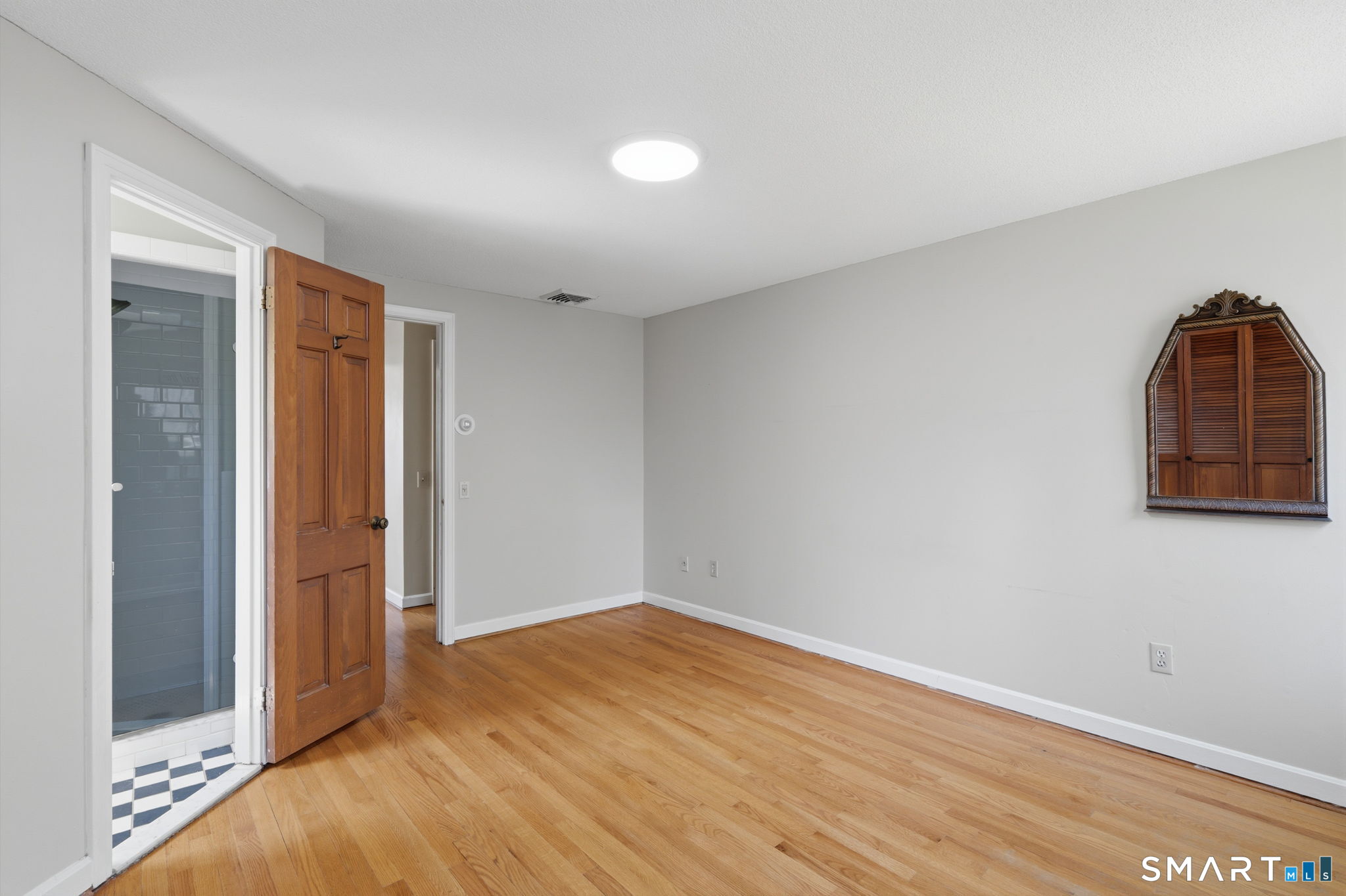 32 Meadowgate Street Wethersfield, CT 06109 - Photo 27 of 40