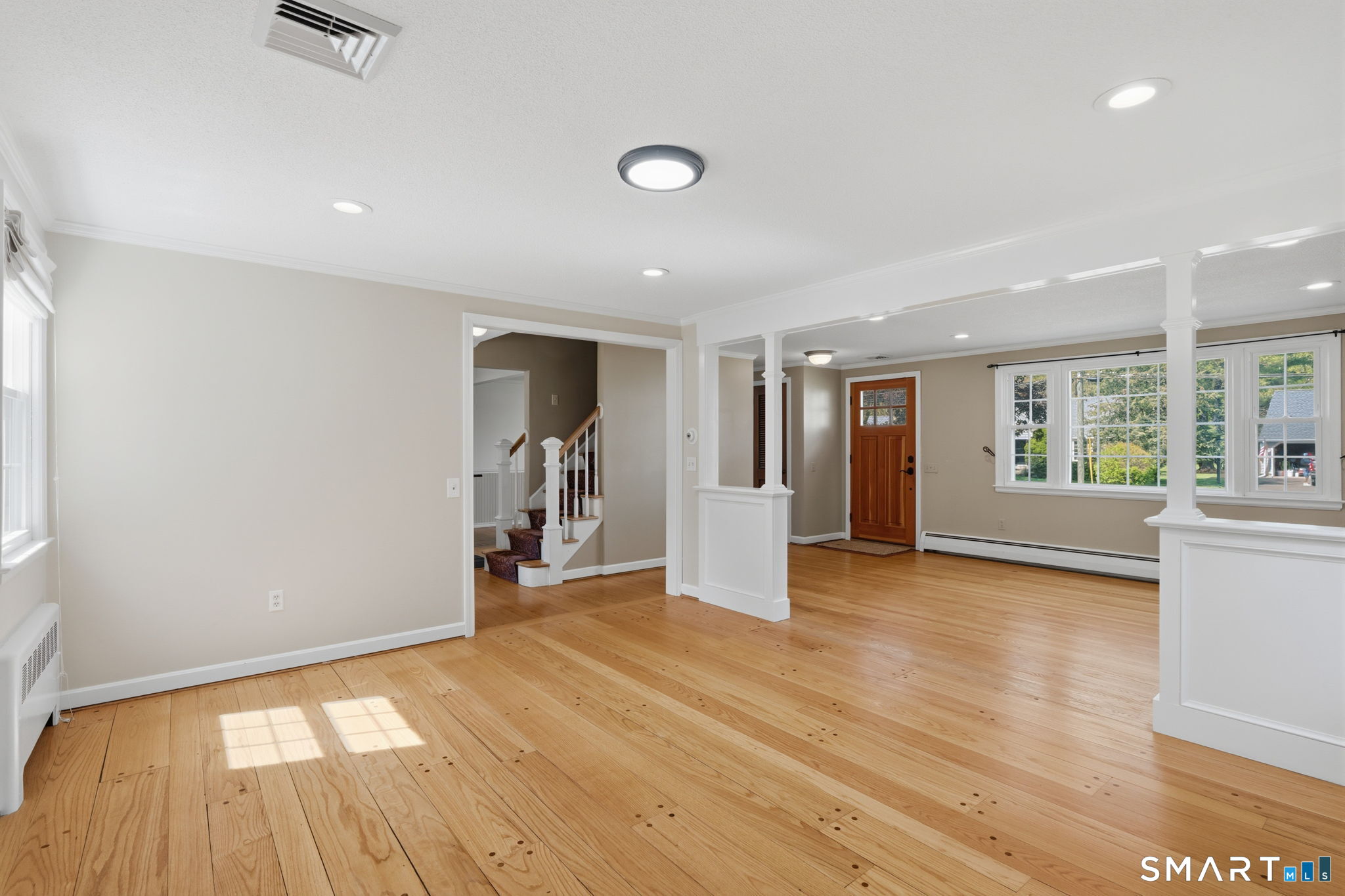 32 Meadowgate Street Wethersfield, CT 06109 - Photo 6 of 40
