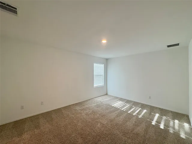 $1,950 | 512 Gabbro Gardens, Maxwell, TX 78656