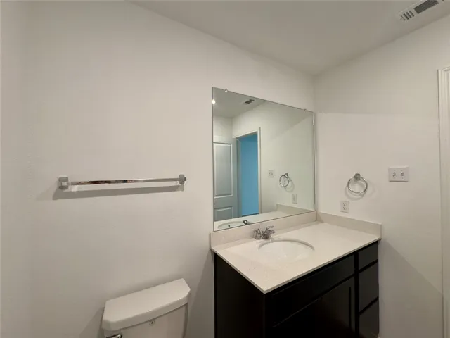 $1,950 | 512 Gabbro Gardens, Maxwell, TX 78656