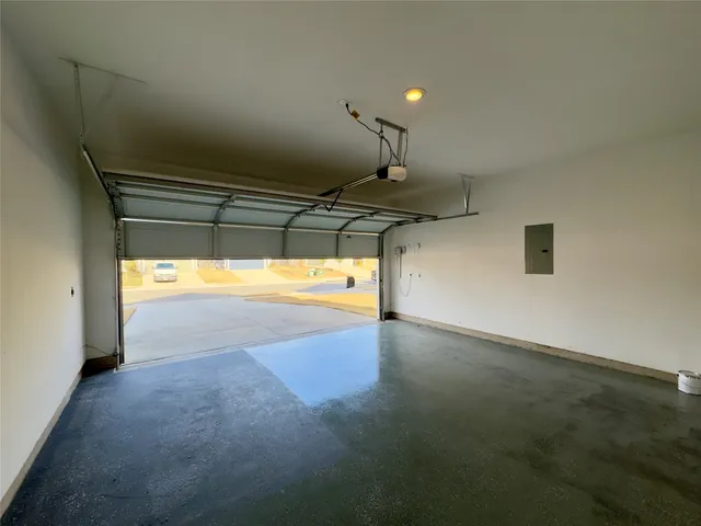 $1,950 | 512 Gabbro Gardens, Maxwell, TX 78656