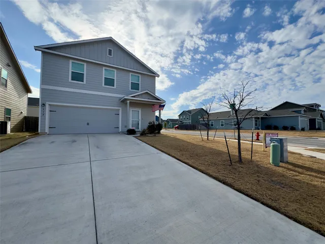 $1,950 | 512 Gabbro Gardens, Maxwell, TX 78656