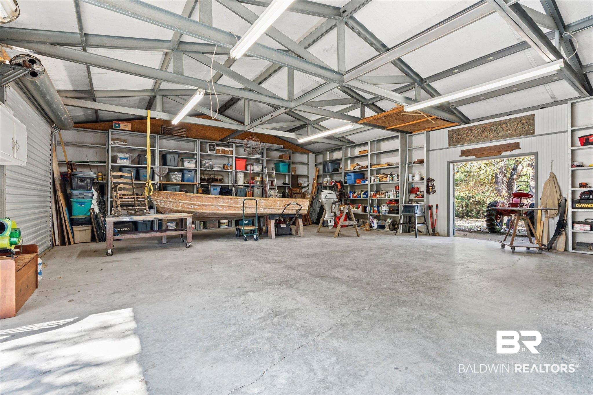 3846 Leslie Road Saraland, AL 36571 - Photo 28 of 40 Garage with a workshop area