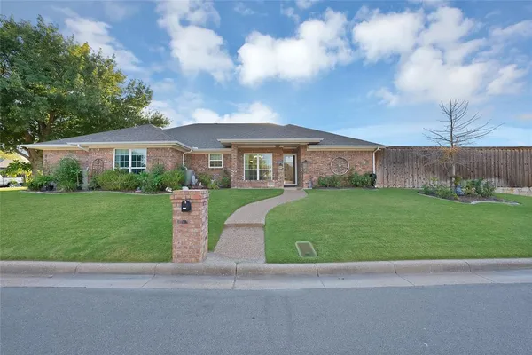 $375,000 | 3840 Devonaire Drive, Fort Worth, TX 76008