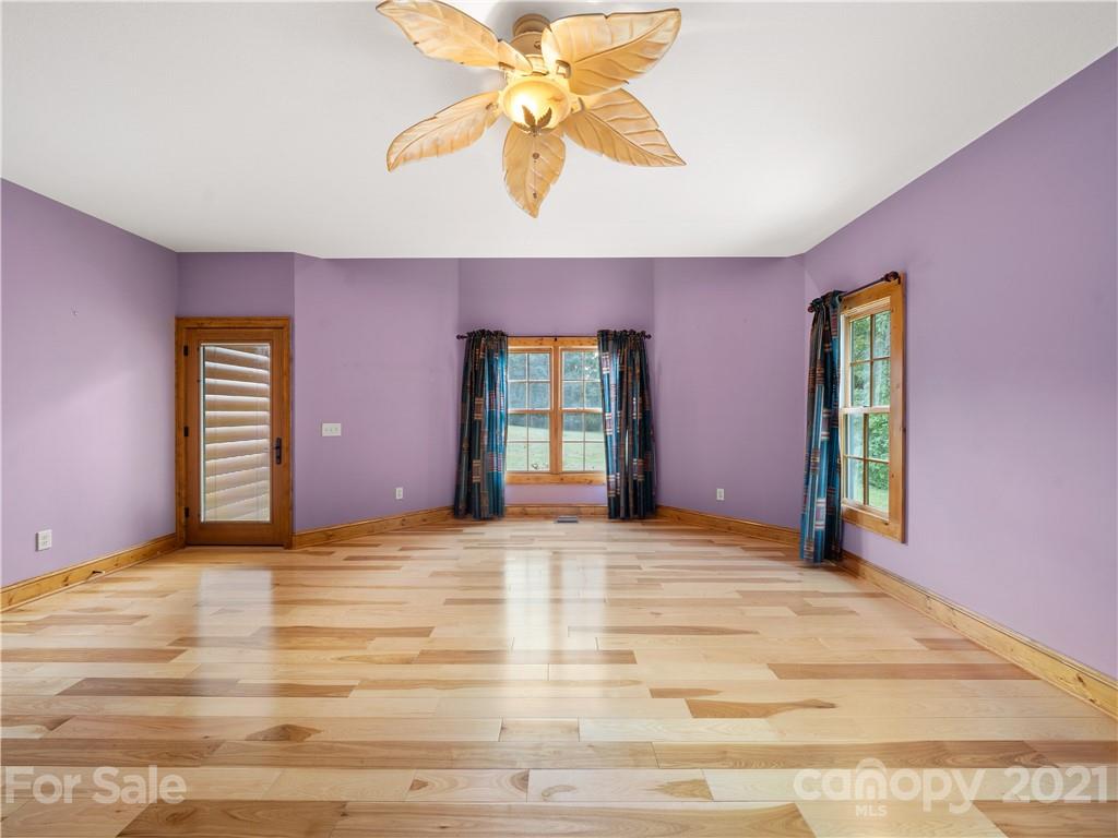 89 Fairmont Road Candler, NC 28715 - Photo 15 of 48 Gallery Image 15