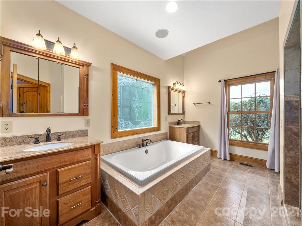 89 Fairmont Road Candler, NC 28715 - Photo 18 of 48 Gallery Image 18