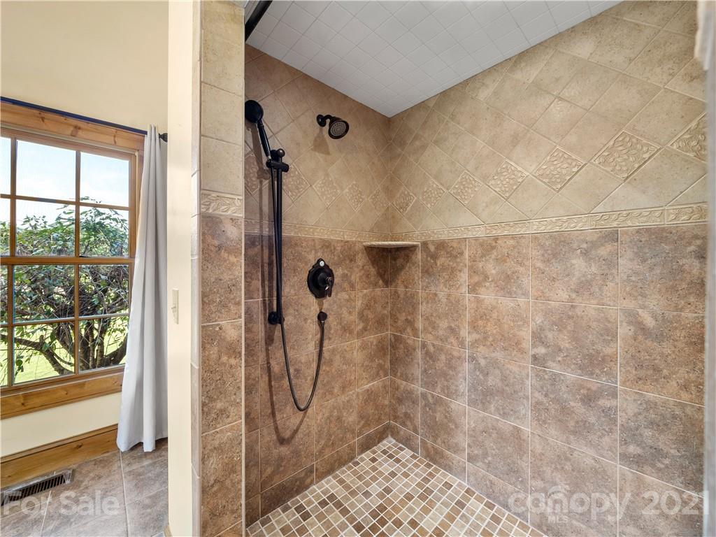89 Fairmont Road Candler, NC 28715 - Photo 19 of 48 Gallery Image 19