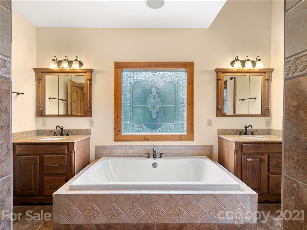 89 Fairmont Road Candler, NC 28715 - Photo 20 of 48 Gallery Image 20