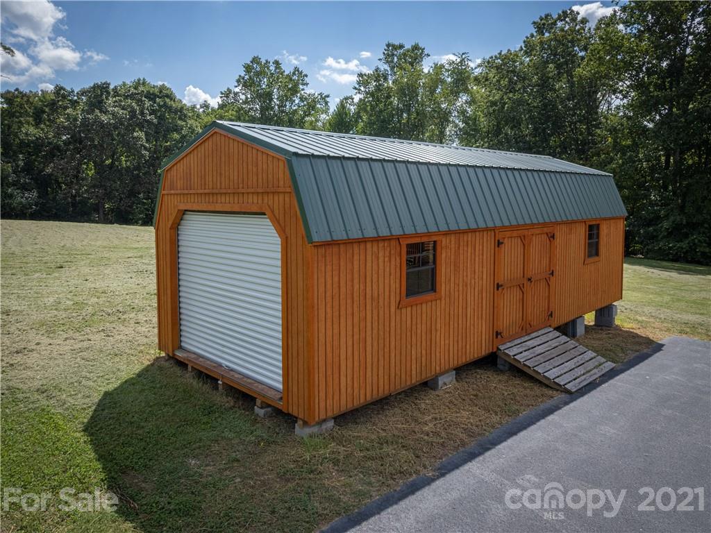 89 Fairmont Road Candler, NC 28715 - Photo 47 of 48 Gallery Image 47