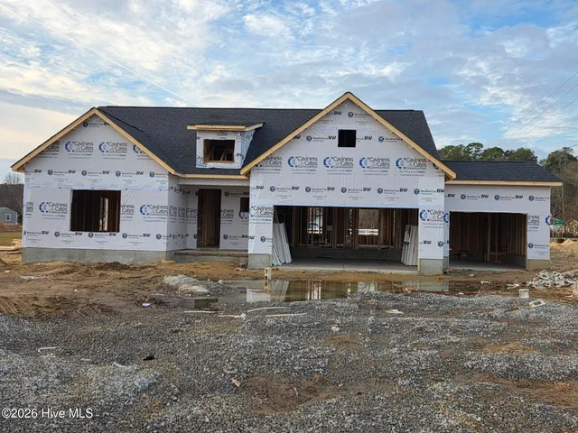 $426,873 | 2812 Tucker Hl Drive, Grimesland, NC 27837