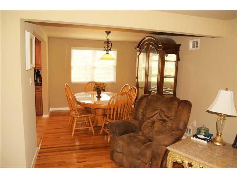 157 Mary Reed Road Economy, PA 15005 - Photo 13 of 20 Dining Room.