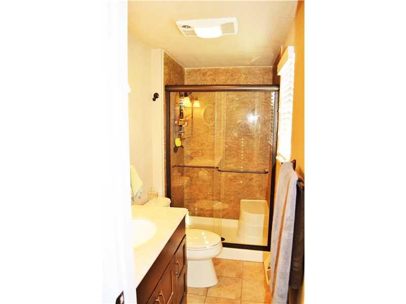 157 Mary Reed Road Economy, PA 15005 - Photo 15 of 20 Master Bath/Spa.