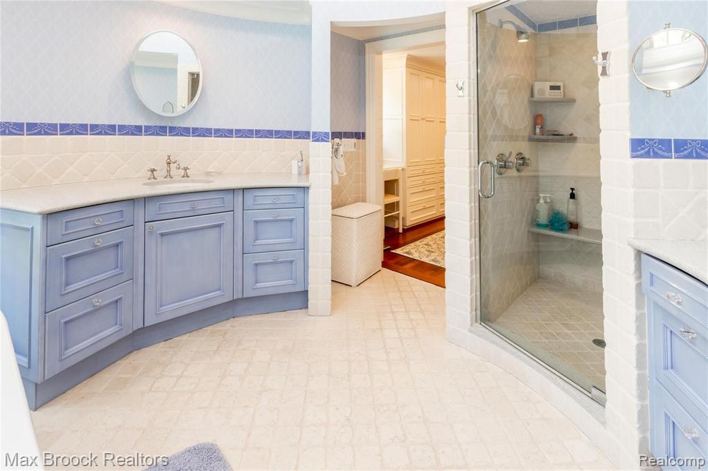 2080 Redding Road Birmingham, MI 48009 - Photo 43 of 59