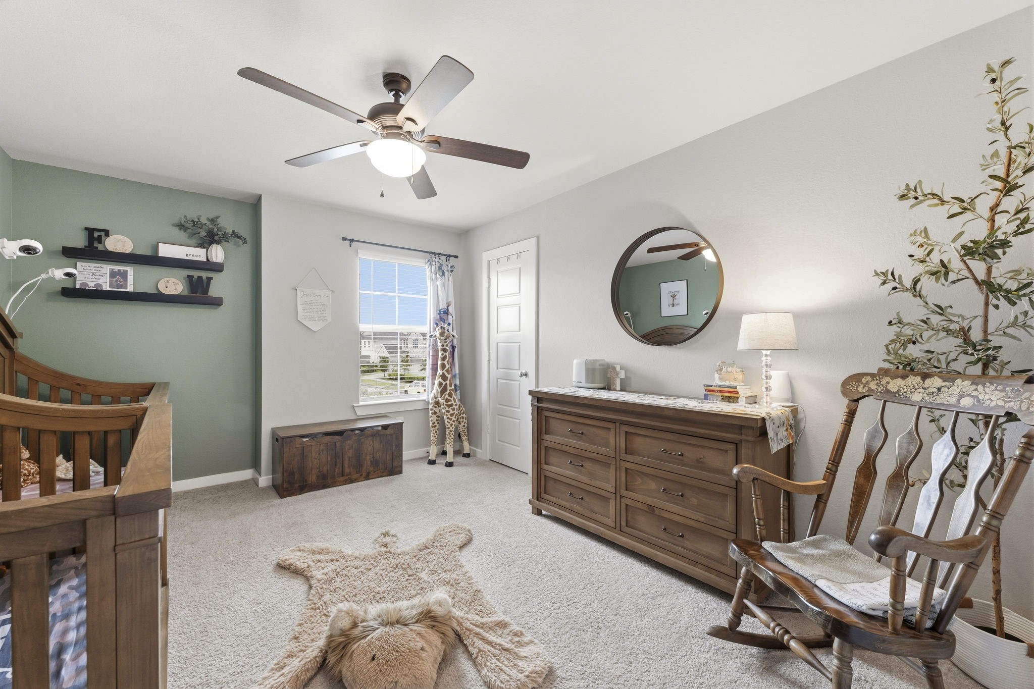17696 Tree Of Heaven Conroe, TX 77385 - Photo 19 of 32 Both of the secondary bedrooms are oversized and have great closets!