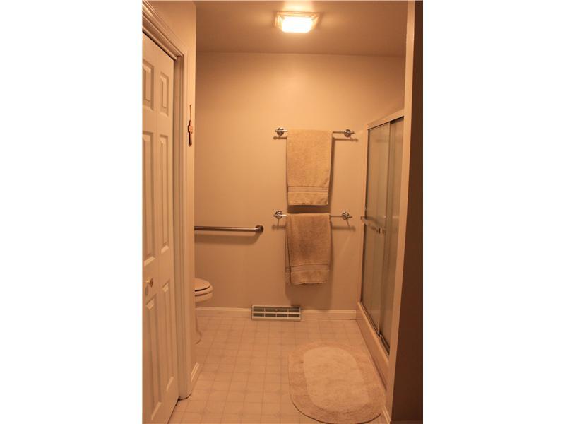 343 Red Mill Road Kittanning, PA 16201 - Photo 8 of 22 Master Bath/Spa.