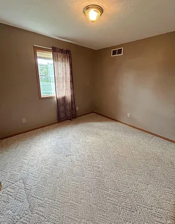 $248,500 | 690 Southridge Road, Loogootee, IN 47553