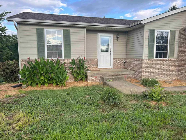 $248,500 | 690 Southridge Road, Loogootee, IN 47553