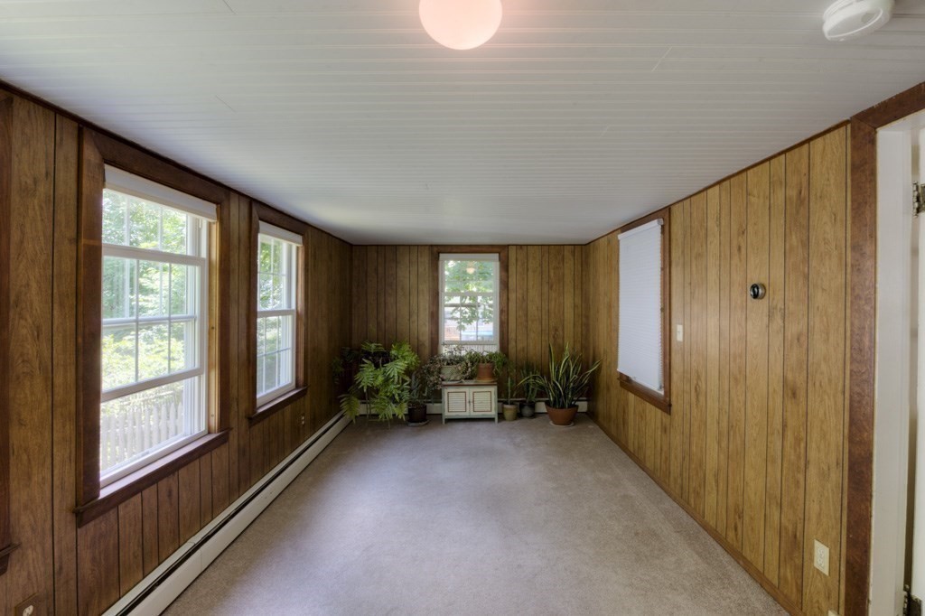 14 Wahnita Road Worcester, MA 01606 - Photo 11 of 39 Gallery Image 11