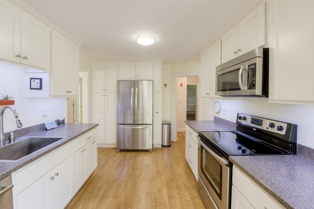 14 Wahnita Road Worcester, MA 01606 - Photo 22 of 39 Gallery Image 22