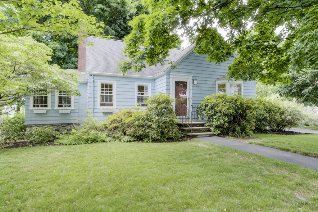 14 Wahnita Road Worcester, MA 01606 - Photo 4 of 39 Gallery Image 4