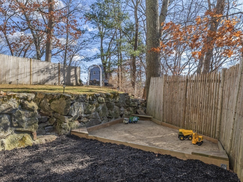 11 Audubon Road North Reading, MA 01864 - Photo 6 of 31 Gallery Image 6