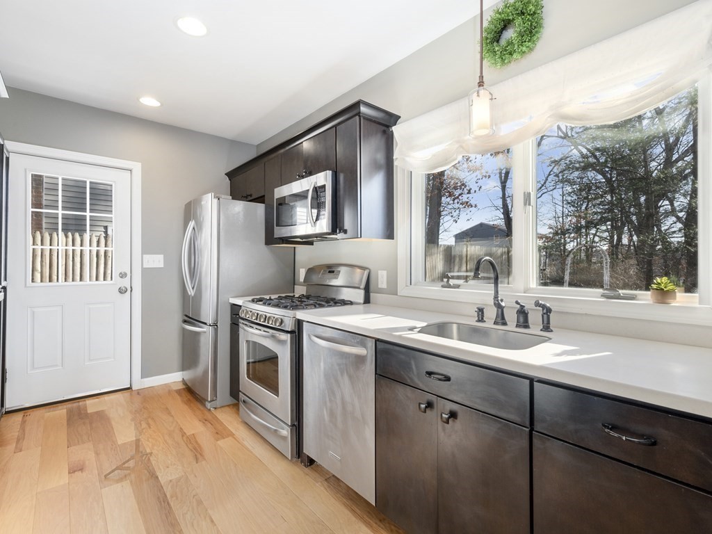 11 Audubon Road North Reading, MA 01864 - Photo 9 of 31 Gallery Image 9