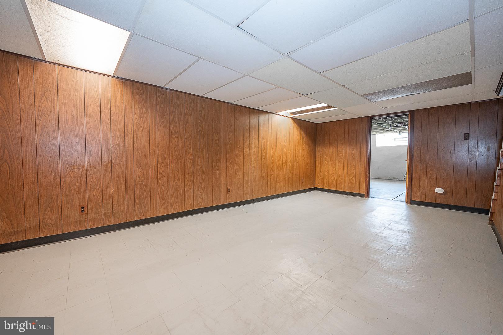 628 Gerhard Street Philadelphia, PA 19128 - Photo 22 of 30 Finished Basement