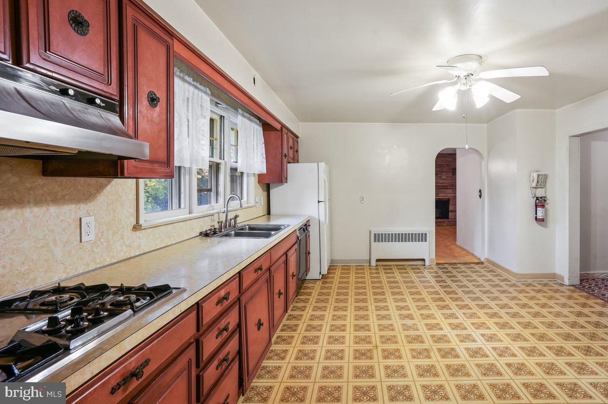 79 Federal City Road Ewing, NJ 08638 - Photo 13 of 33 Gallery Image 13