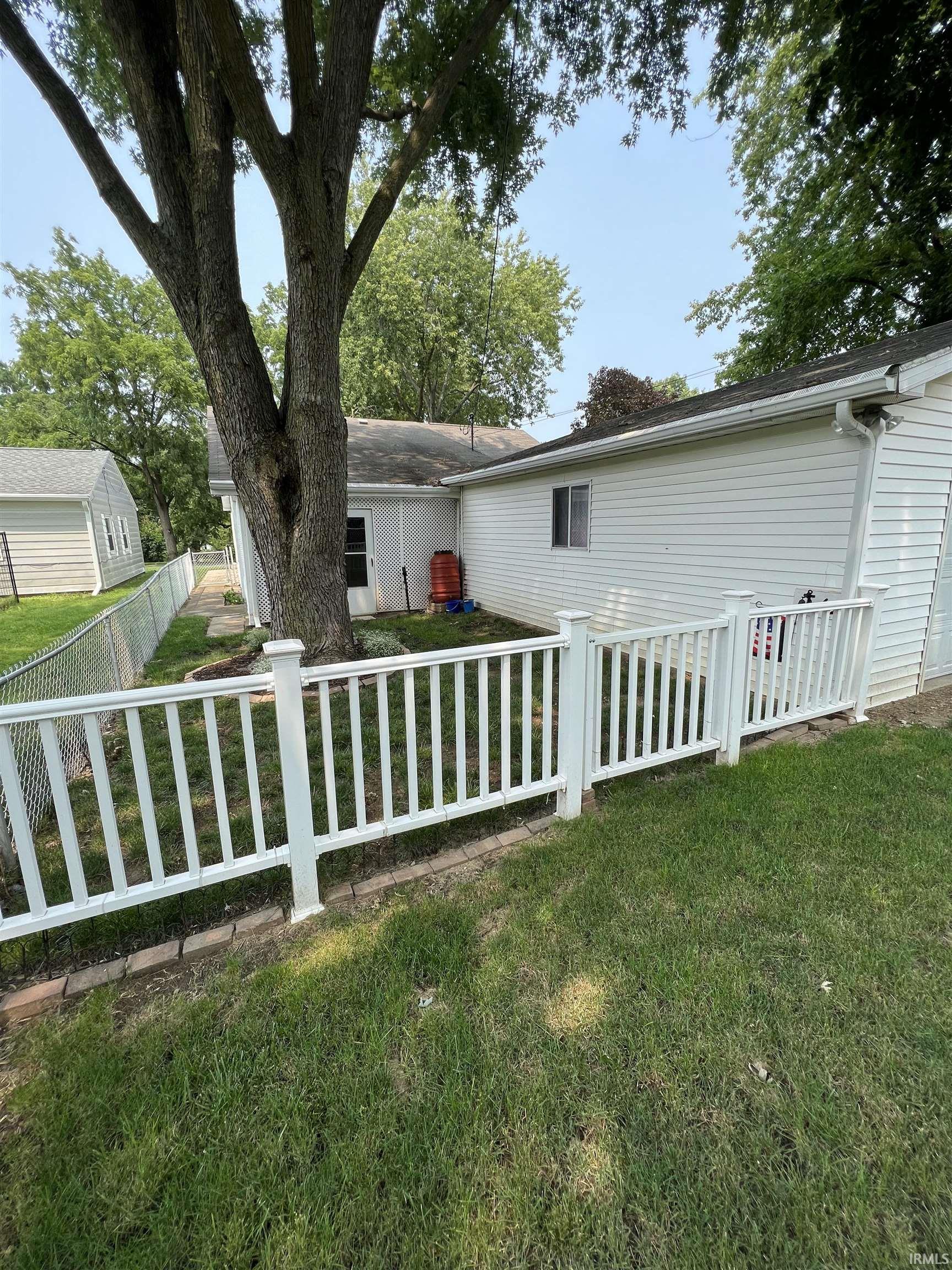 605 West 9th Street Rochester, IN 46975 - Photo 18 of 21