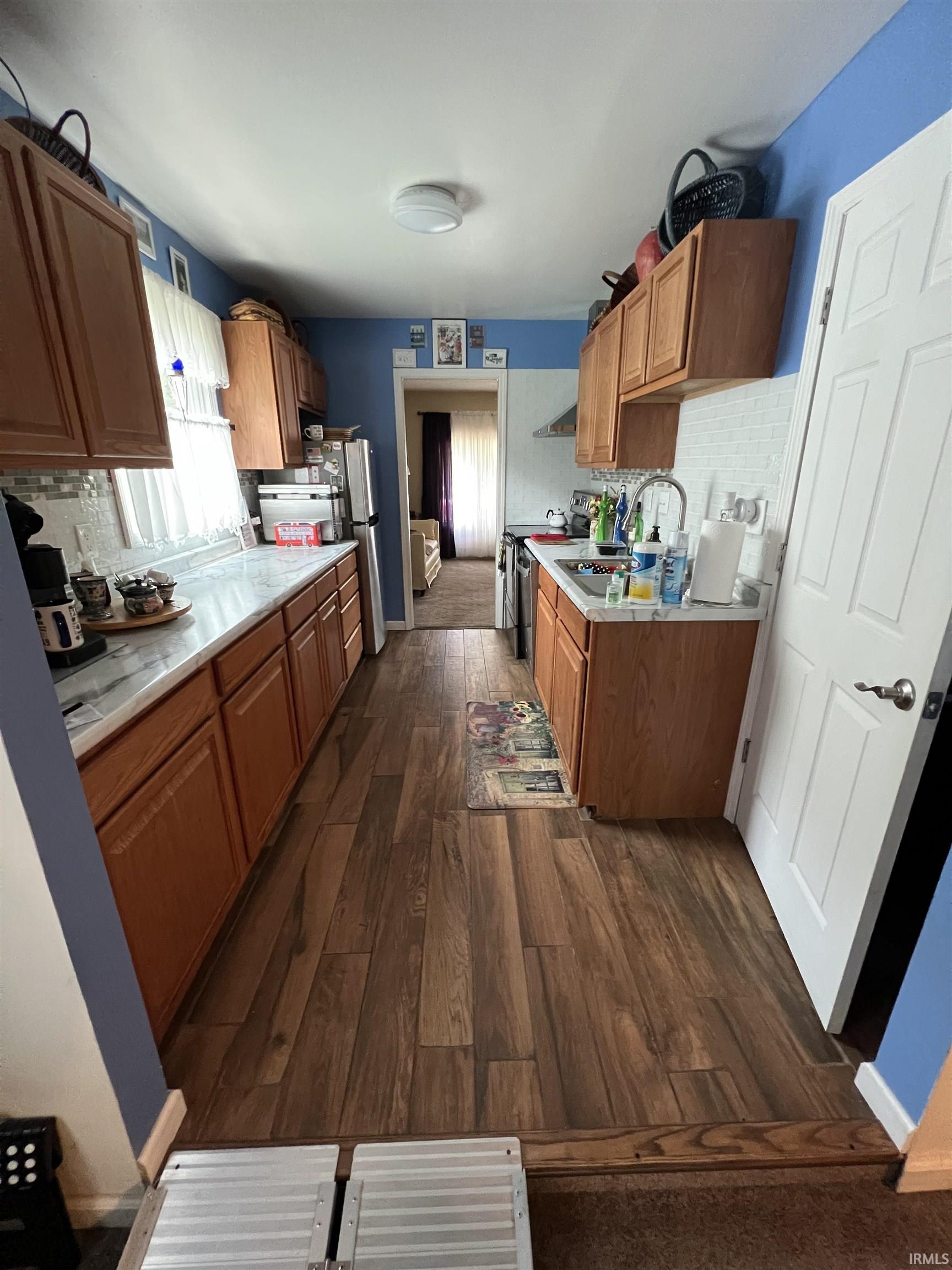 605 West 9th Street Rochester, IN 46975 - Photo 5 of 21
