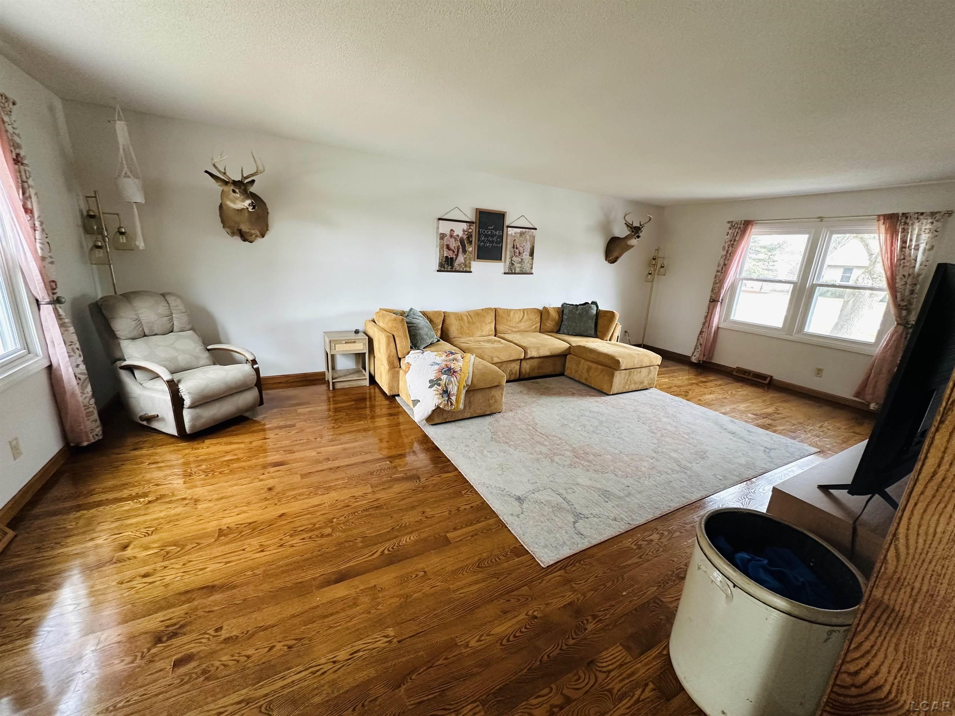 4775 Hooks Mill Road Adrian, MI 49221 - Photo 12 of 26