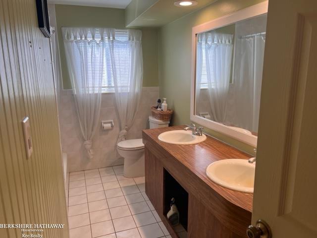 14236 Martin Road Warren, MI 48088 - Photo 13 of 33 50108953-12.JPG
