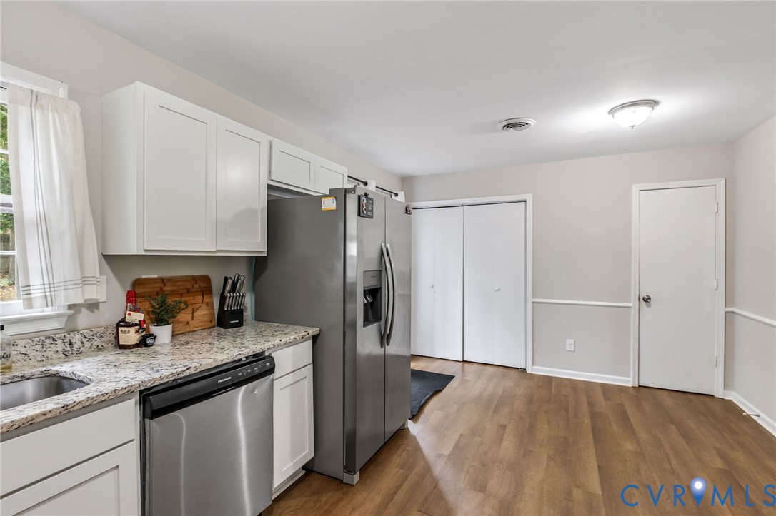 12104 Southernbelle Court Midlothian, VA 23112 - Photo 10 of 24