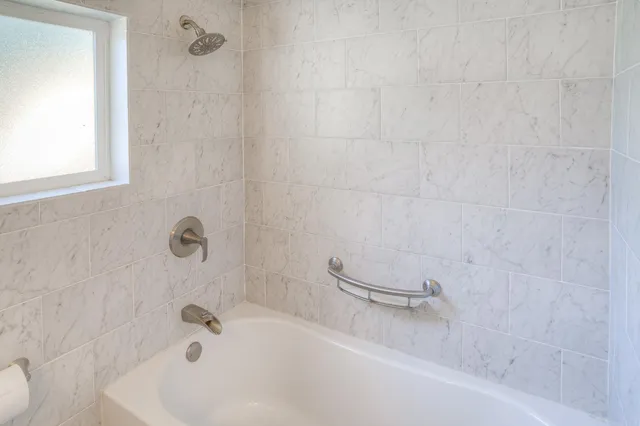 a bathroom with a tub