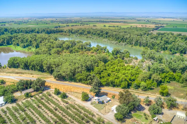 $434,900 | 874 South Meridian Road, Meridian, CA 95957