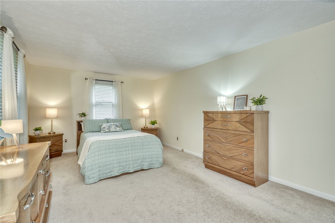 66 Merryhill Drive Rochester, NY 14625 - Photo 19 of 44