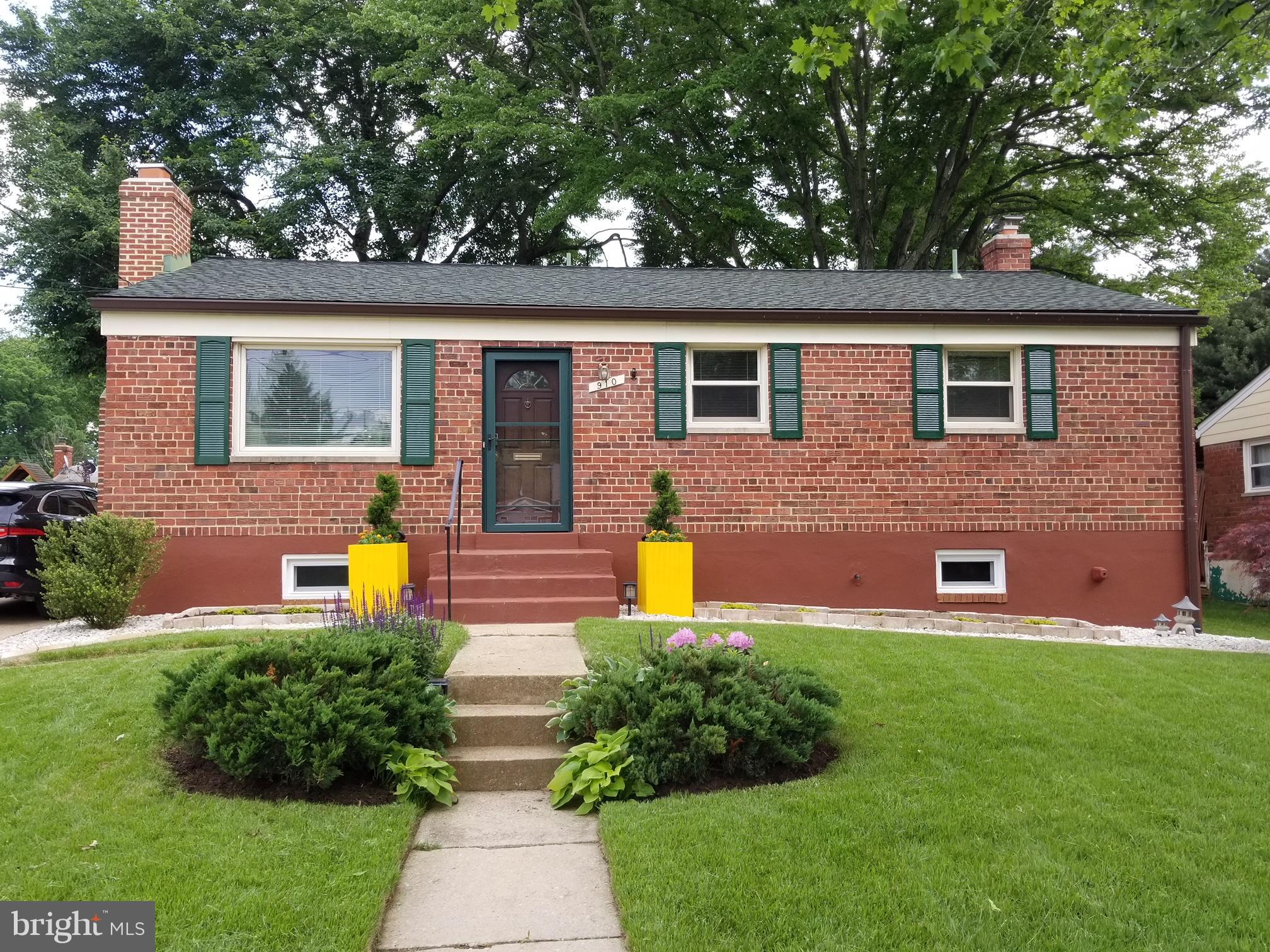 910 Gabel Street Silver Spring, MD 20901 - Photo 1 of 28 Exterior (Front)