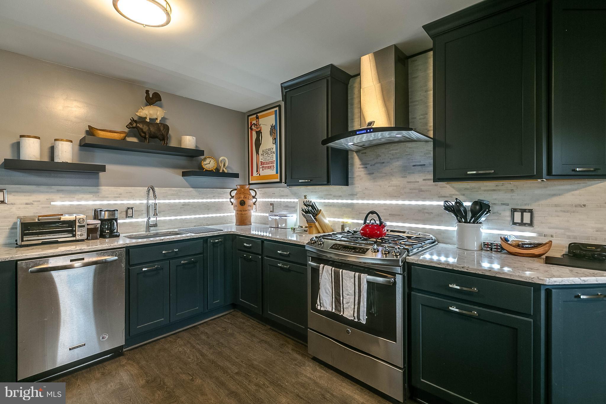910 Gabel Street Silver Spring, MD 20901 - Photo 3 of 28 Kitchen