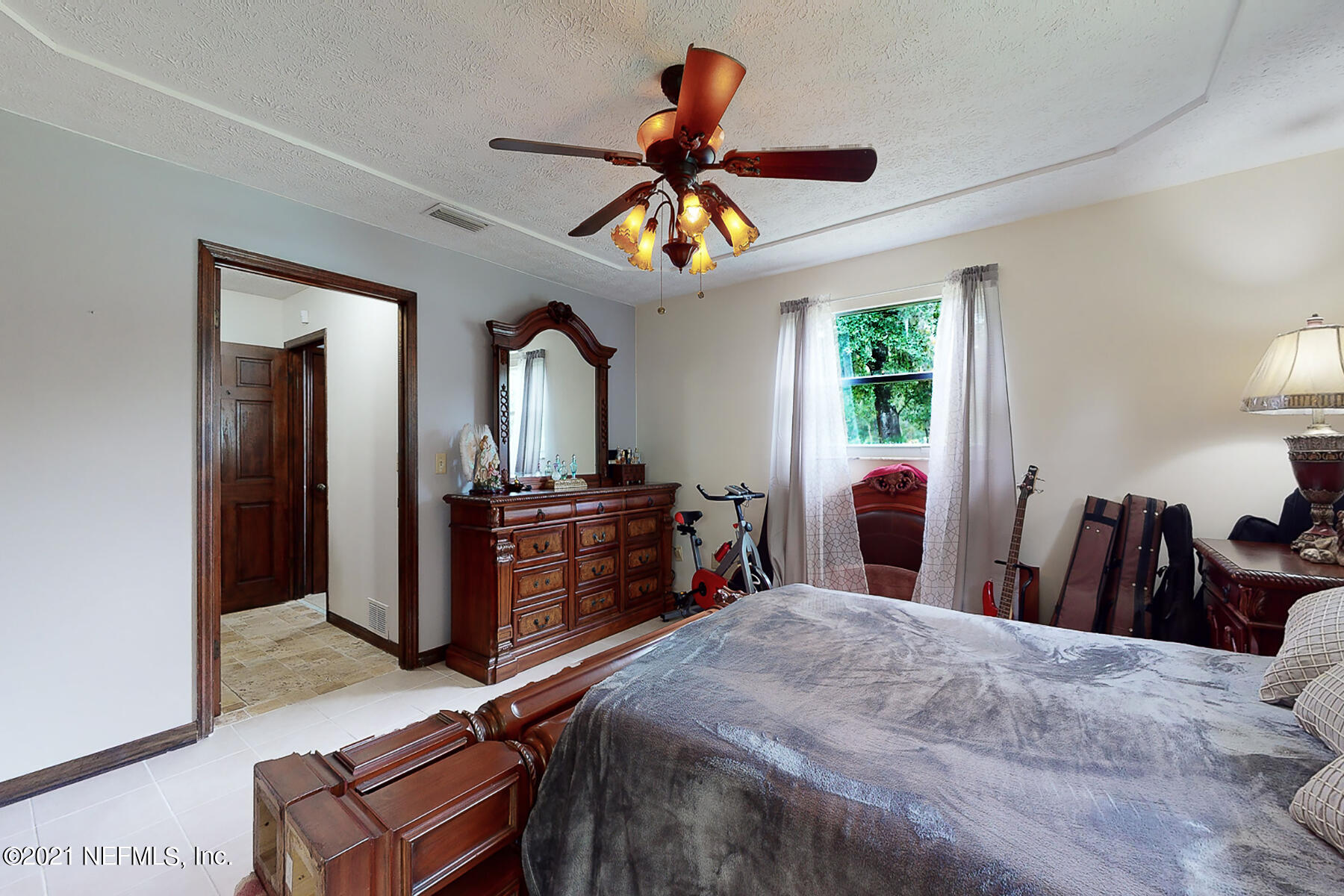 3963 Pinto Road Middleburg, FL 32068 - Photo 32 of 41 Pinto Bed Owner