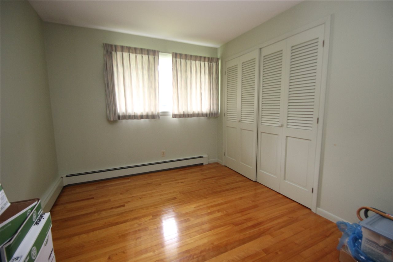 11 Bank Street Barre, VT 05641 - Photo 12 of 23 Gallery Image 12