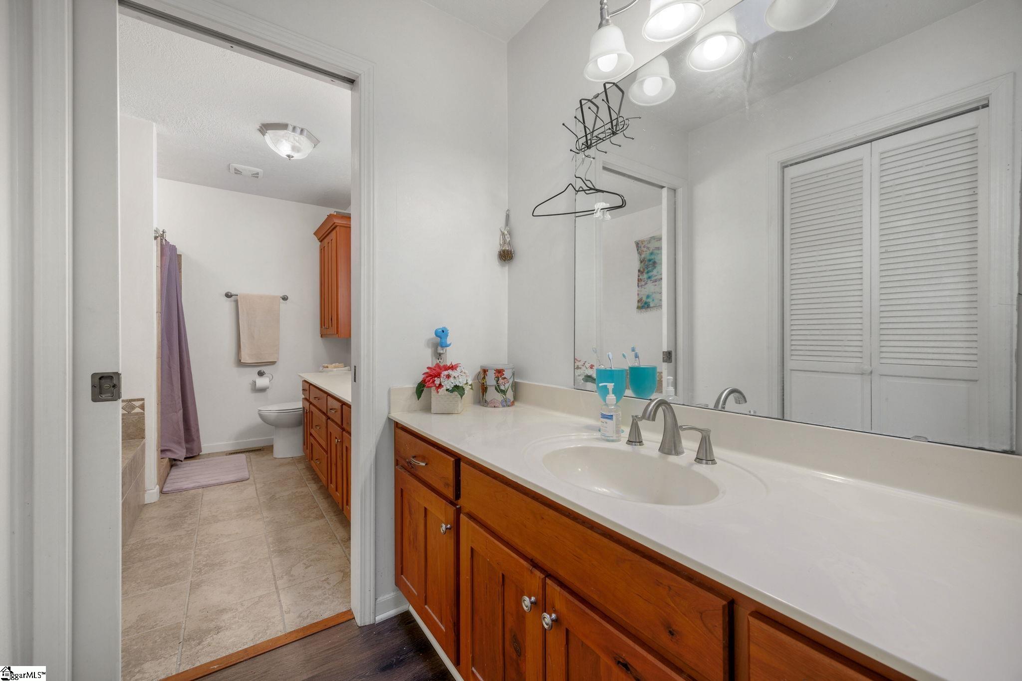 107 Ashley Road Clemson, SC 29631 - Photo 9 of 38