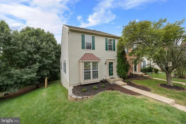$635,000 | 43297 Chokeberry Square, Ashburn, VA 20147