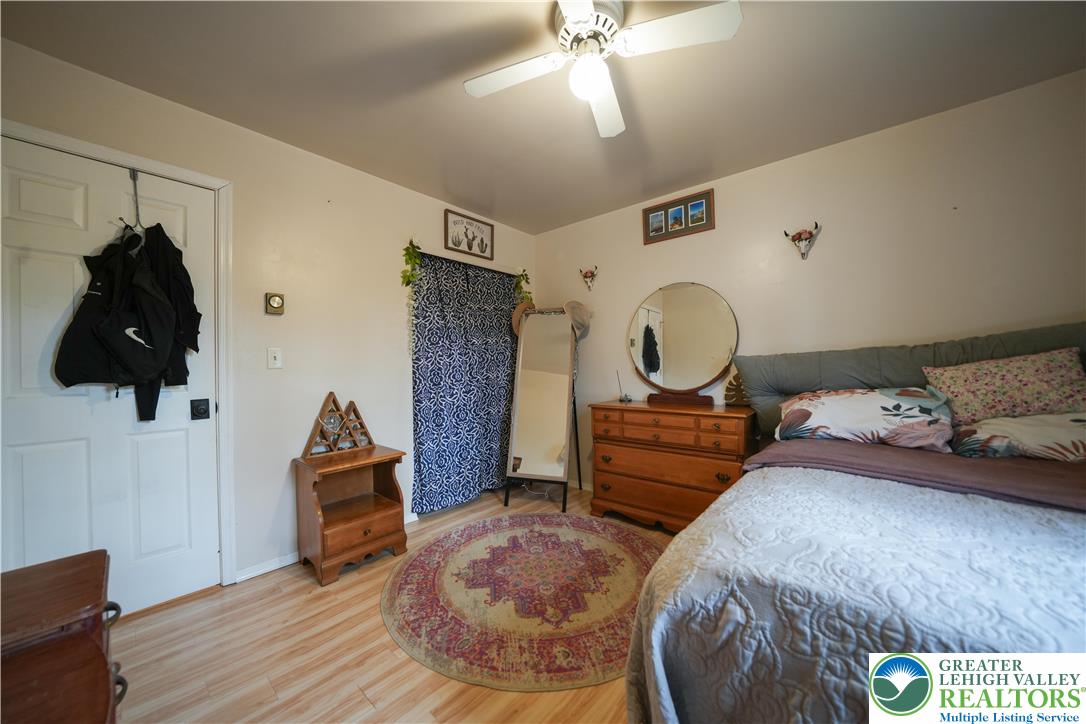 147 Smoketown Road Mertztown, PA 19539 - Photo 11 of 41 Gallery Image 11